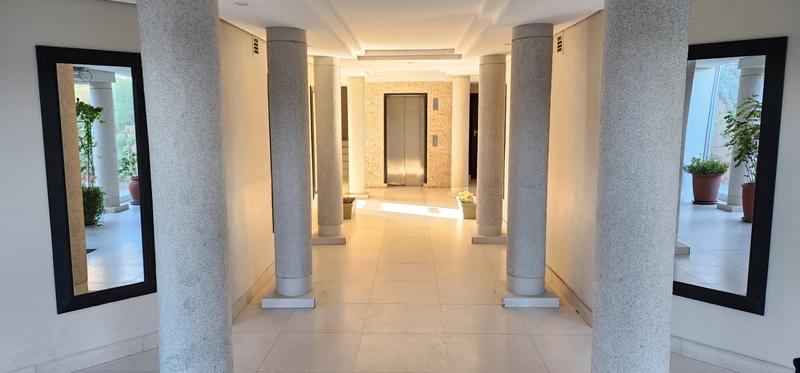 2 Bedroom Property for Sale in Milnerton Central Western Cape